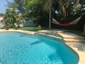 Beach and Pool, what more do you need?